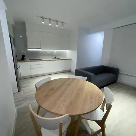 A 50 Metros De La Plaza Del Charco, Apartment